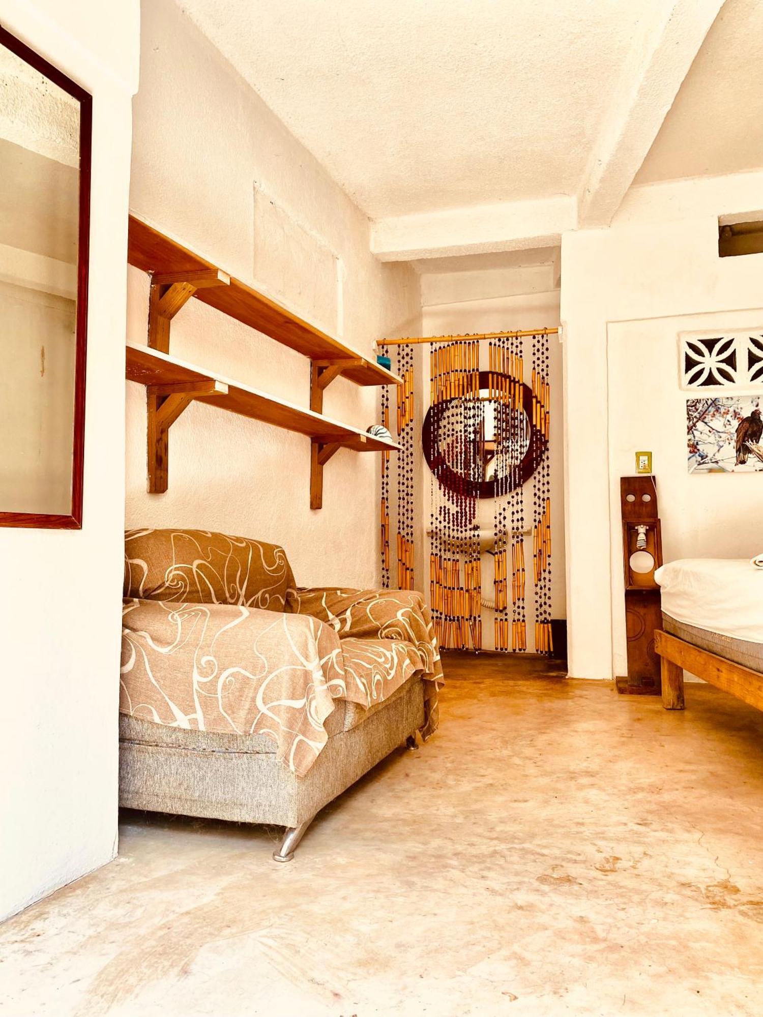 Hostal Mar De Fondo Zipolite Bagian luar foto