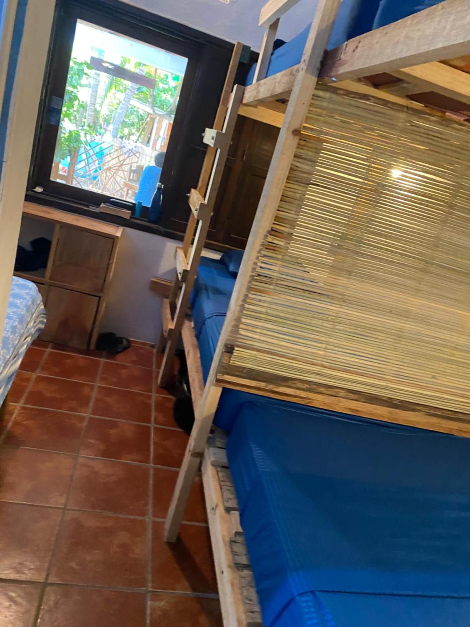 Hostal Mar De Fondo Zipolite Bagian luar foto